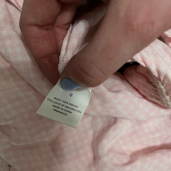 Pacsun checkered off the shoulder crop top. Size small. Cute bow in the back - Picture 4 of 4